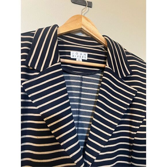 Joan Rivers Women’s Size XL Blazer Navy White with Gold Buttons and Flap Pockets - Picture 6 of 15